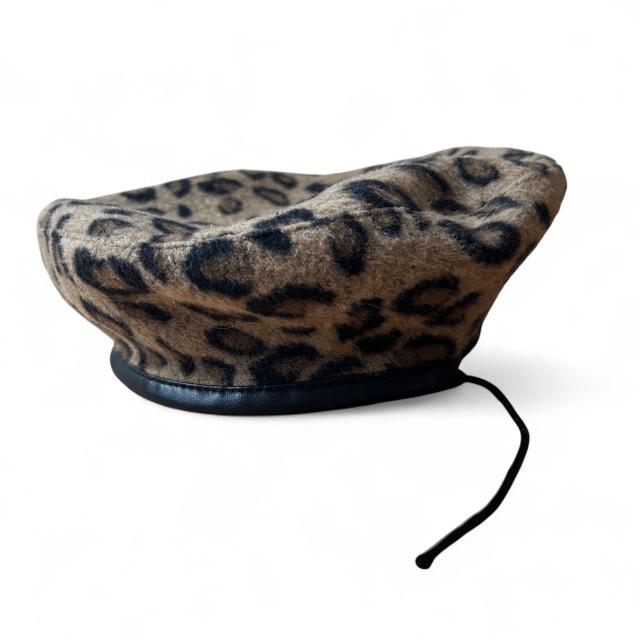 Vintage leopard faux fur beret